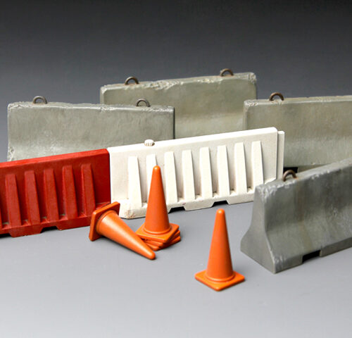 Concrete & Plastic Barrier Set 1:35