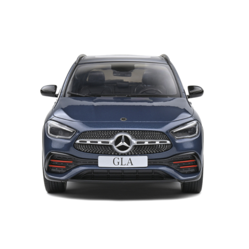 Solido - Mercedes Benz GLA (H247) AMG Line - Denim Blue Metallic 2019 1:18 - Image 2