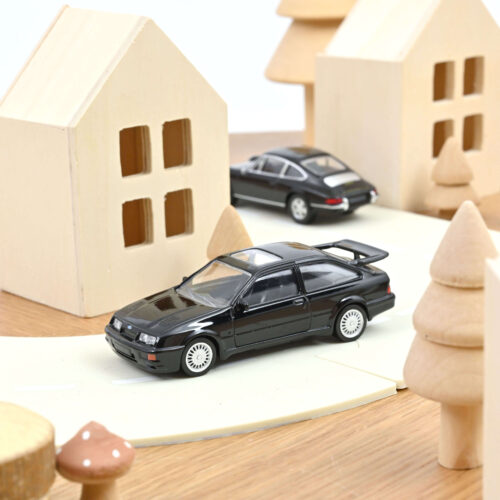 Alternative view of Ford Sierra RS Cosworth Black 1986 1:43 (270577)